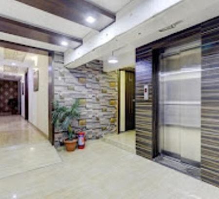 Hotel Gitanjali Inn อาเมดาบัด ภายนอก รูปภาพ
